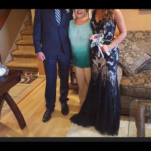 Prom dress, pretty black lace and beading